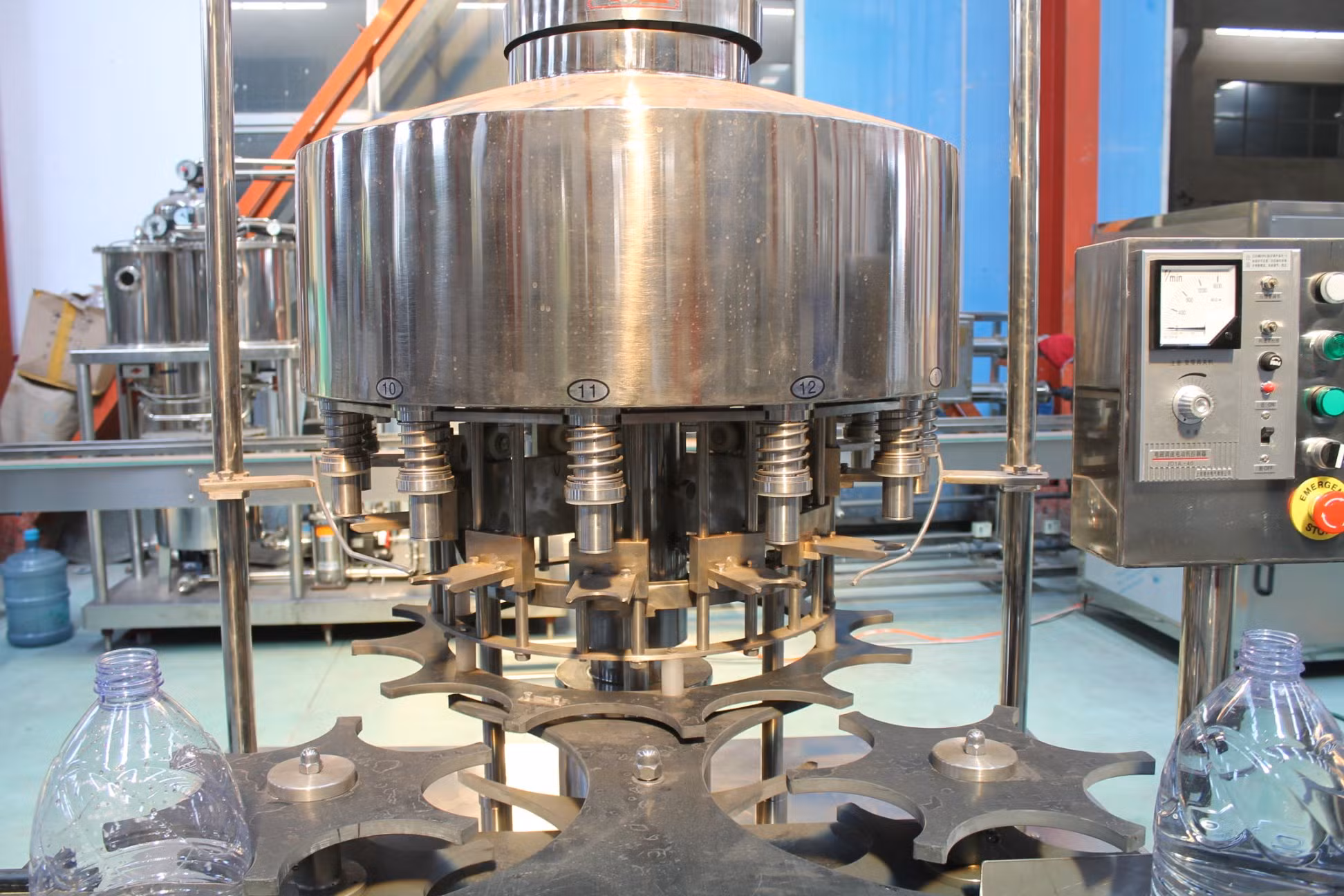 [Hot Item] Linear Type Automatic Beverage Filling Washing Capping Bottling Machine Line